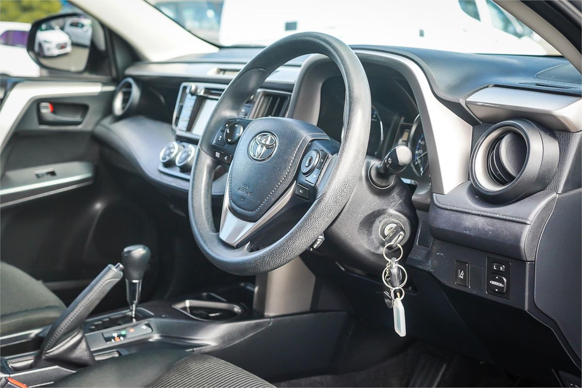 2018 Toyota RAV4 GX ZSA42R