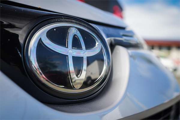 2018 Toyota RAV4 GX ZSA42R