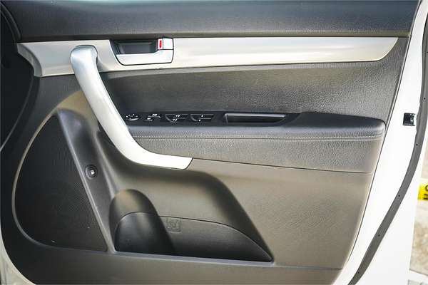 2010 Kia Sorento SLi XM