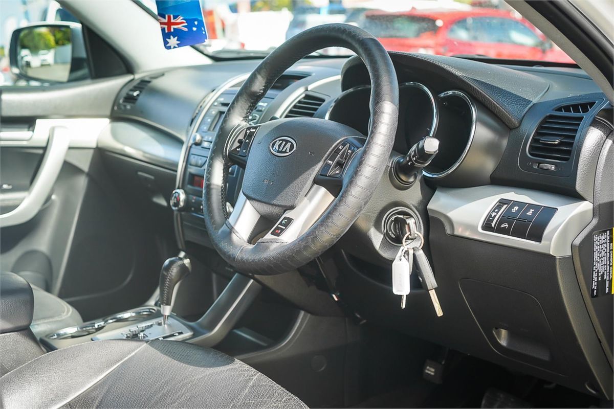 2010 Kia Sorento SLi XM