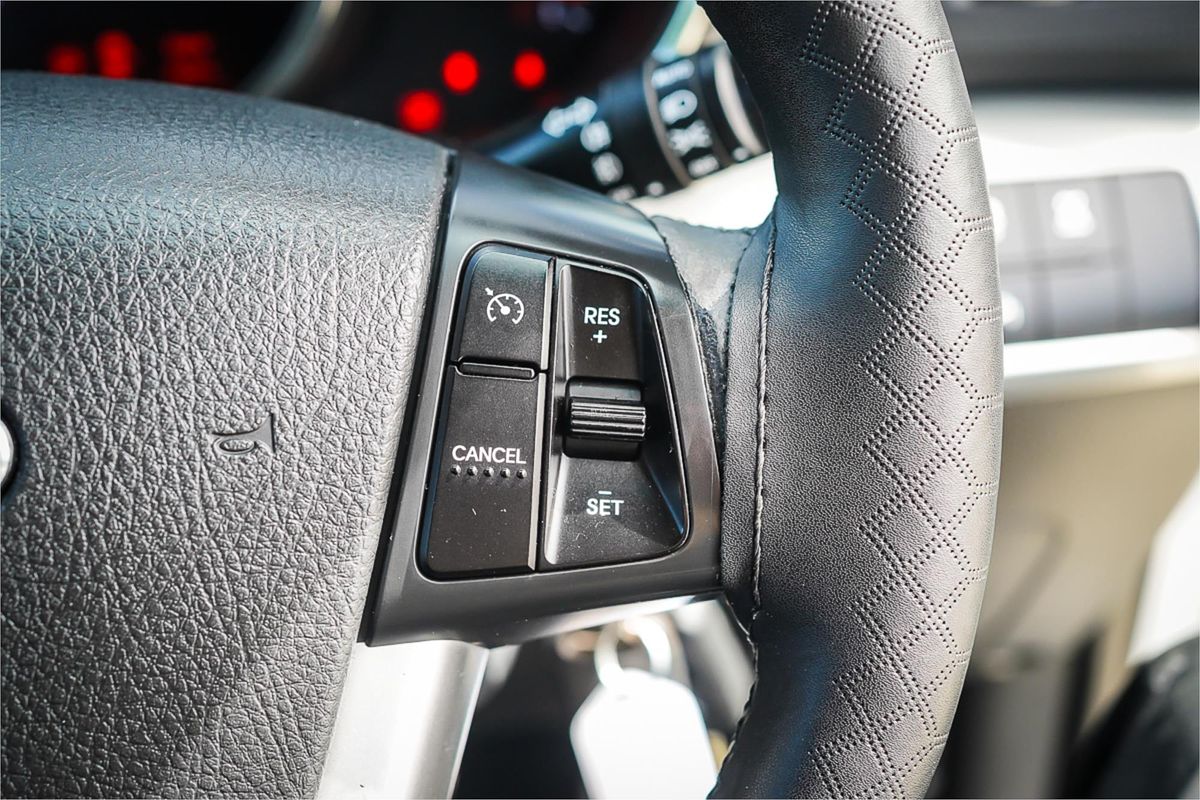 2010 Kia Sorento SLi XM