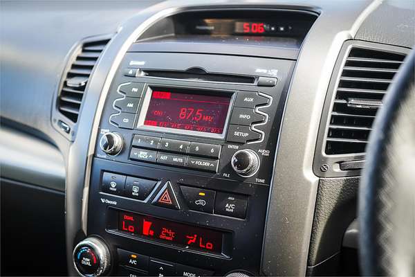 2010 Kia Sorento SLi XM