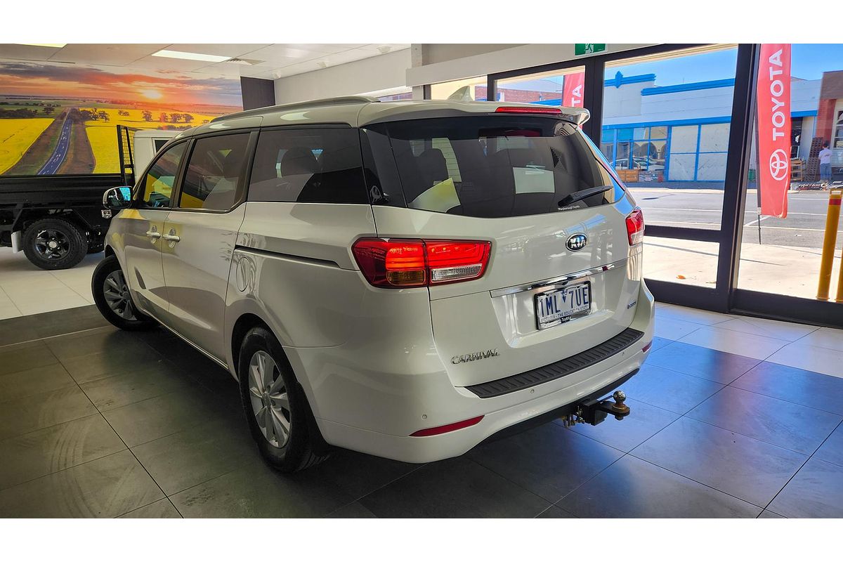 2018 Kia Carnival Si YP