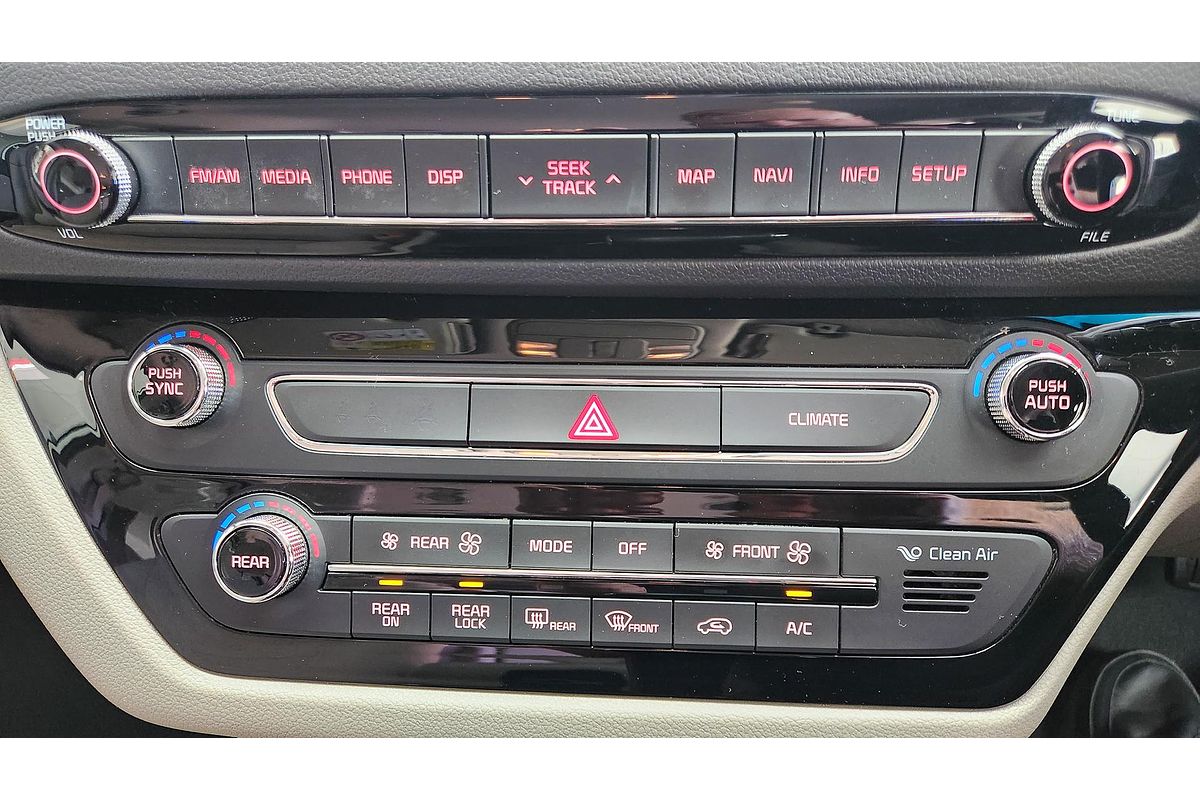 2018 Kia Carnival Si YP