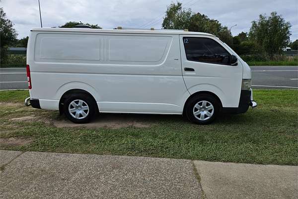 2016 Toyota Hiace TRH201R
