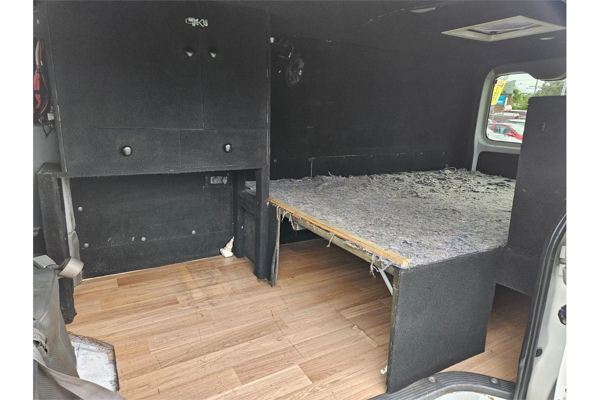 2016 Toyota Hiace TRH201R