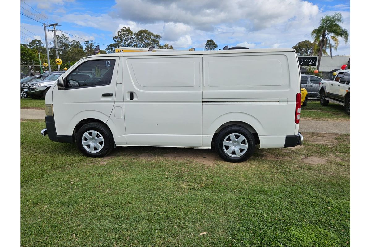 2016 Toyota Hiace TRH201R