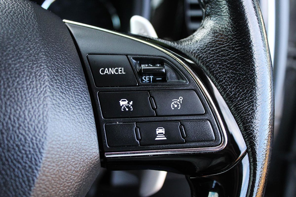 2018 Mitsubishi Outlander LS ZL