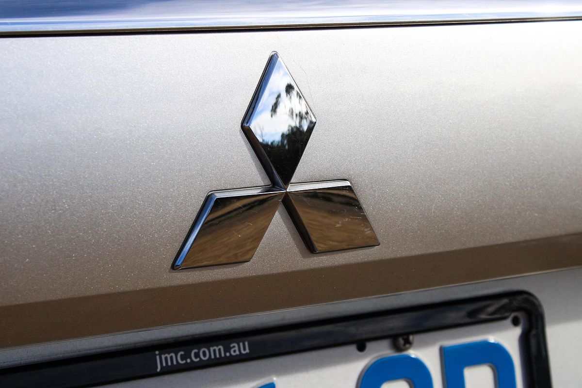 2018 Mitsubishi Outlander LS ZL