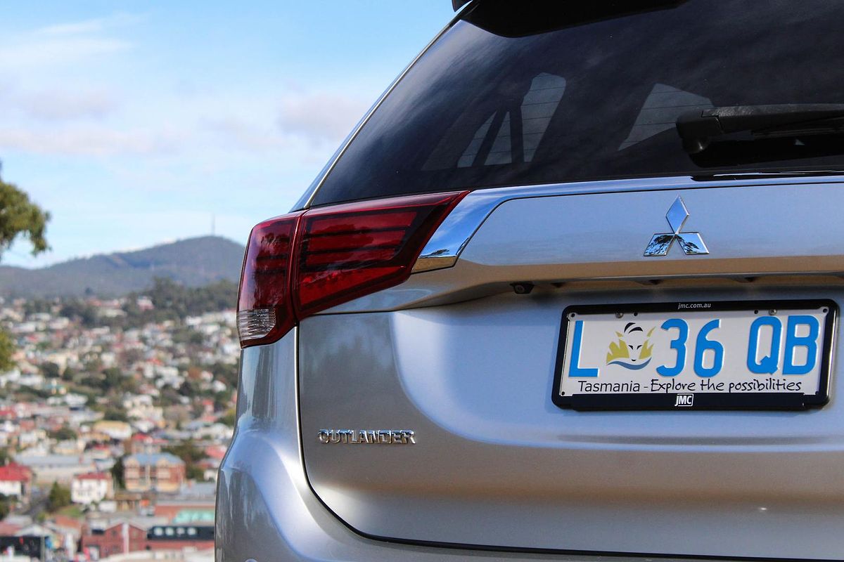 2018 Mitsubishi Outlander LS ZL
