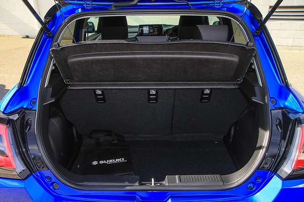2024 Suzuki Swift Hybrid Plus UZ