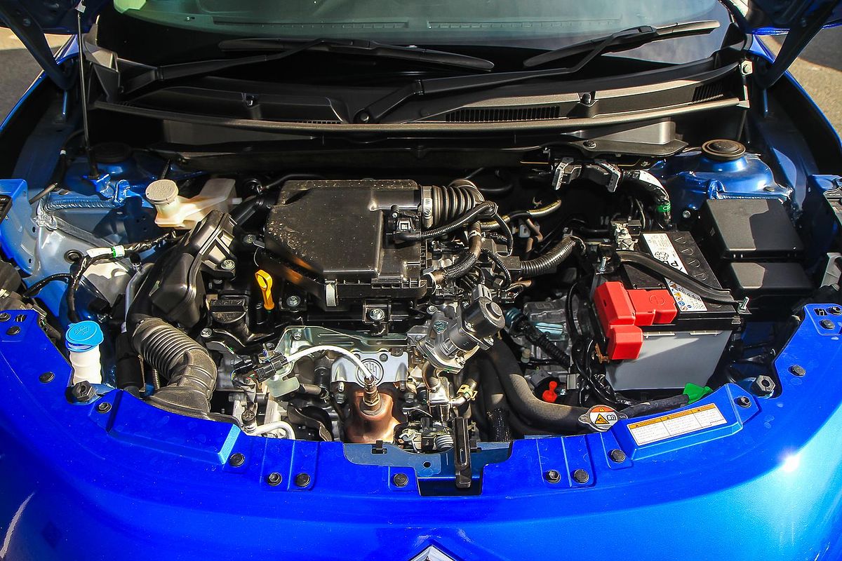 2024 Suzuki Swift Hybrid Plus UZ