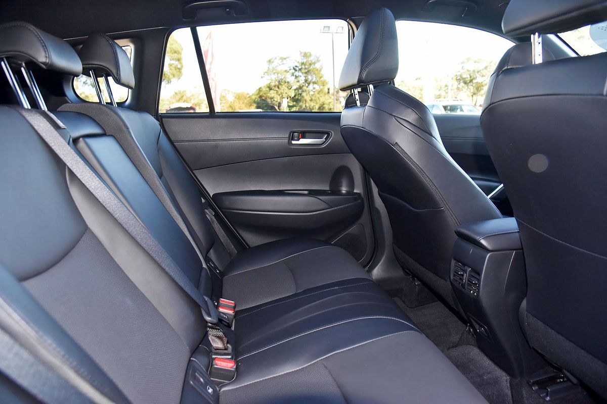 2023 Toyota Corolla Cross Atmos MXGH10R