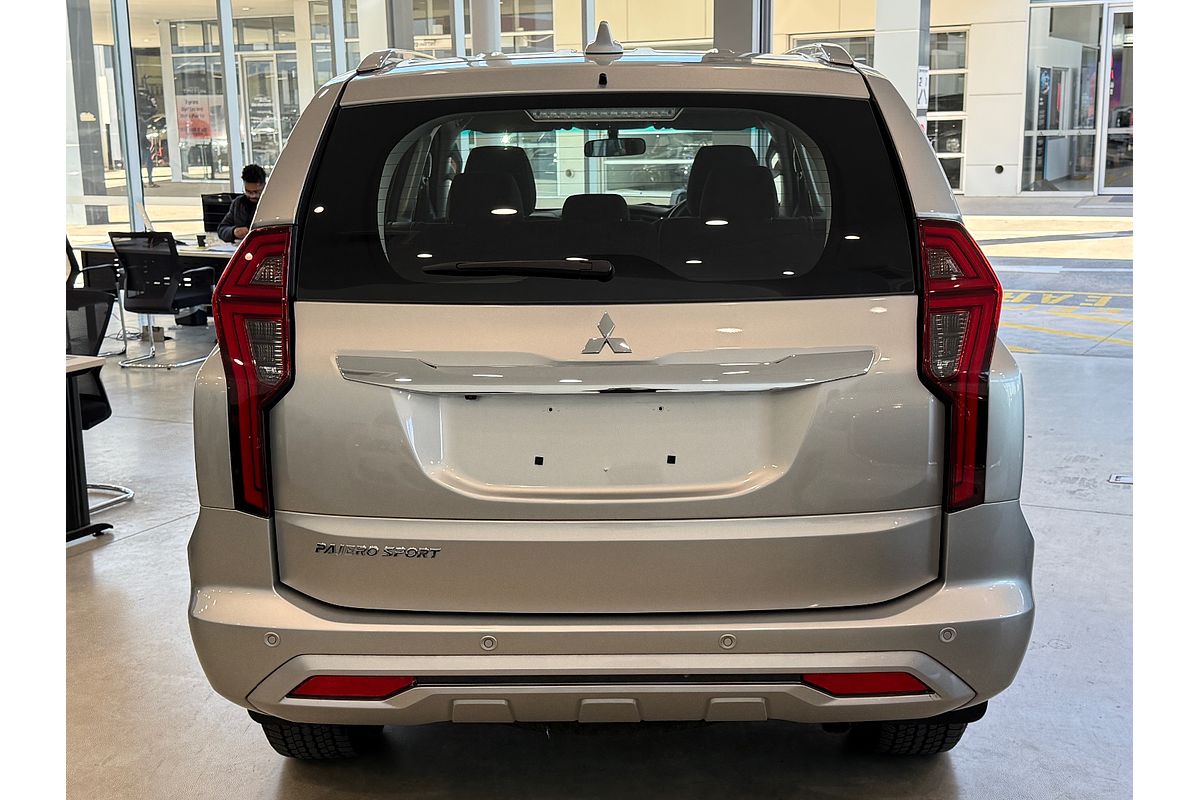 2023 Mitsubishi Pajero Sport GLX QF