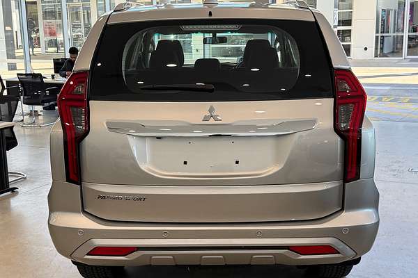 2023 Mitsubishi Pajero Sport GLX QF