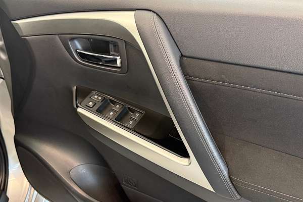 2023 Mitsubishi Pajero Sport GLX QF