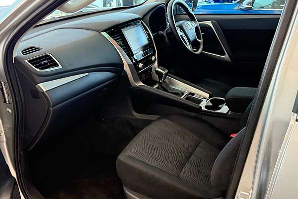 2023 Mitsubishi Pajero Sport GLX QF