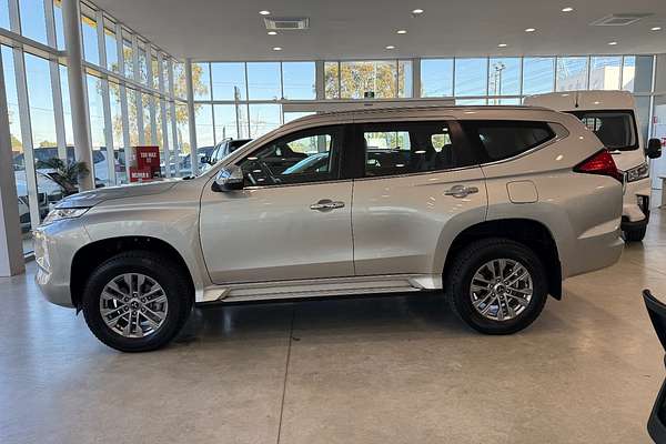 2023 Mitsubishi Pajero Sport GLX QF