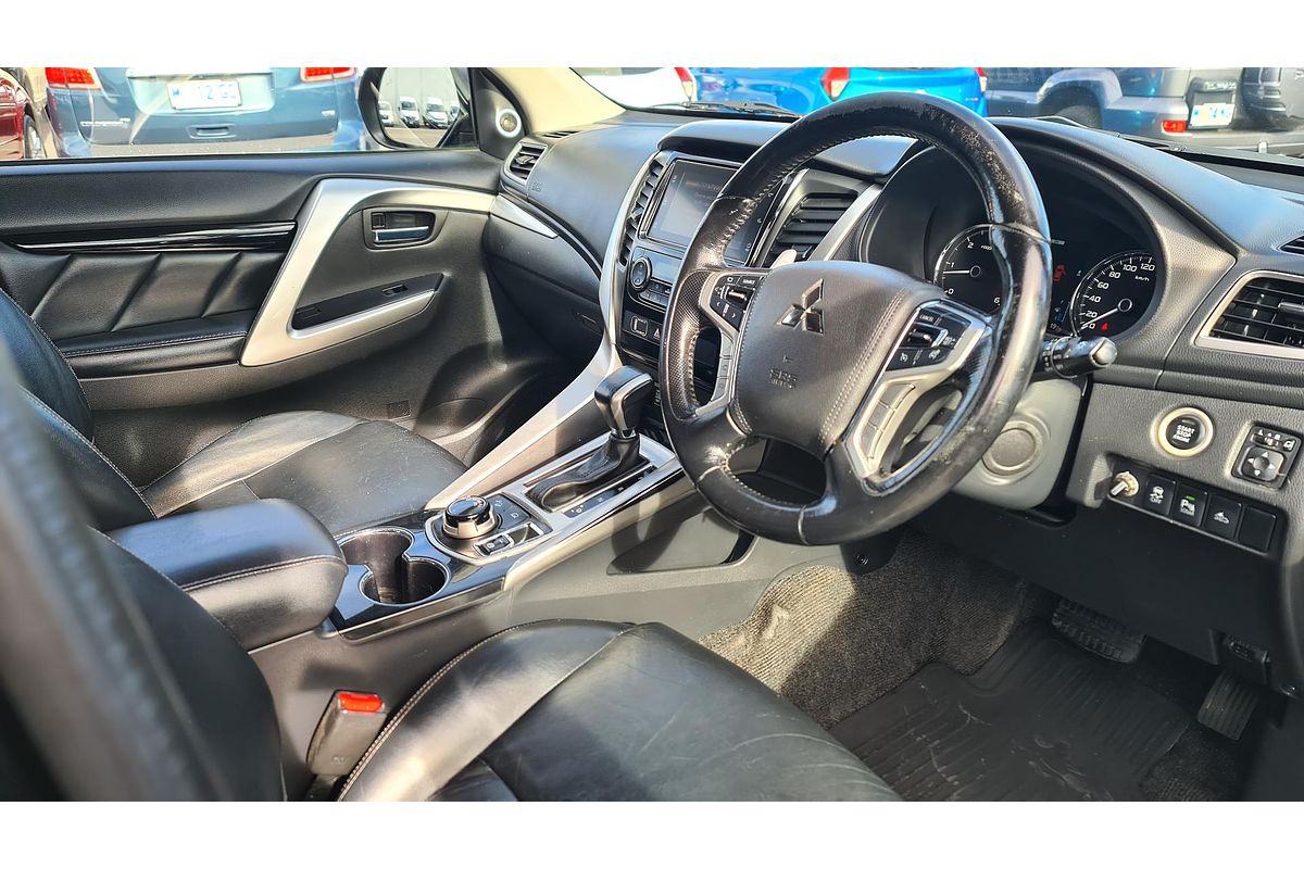 2016 Mitsubishi Pajero Sport Exceed QE