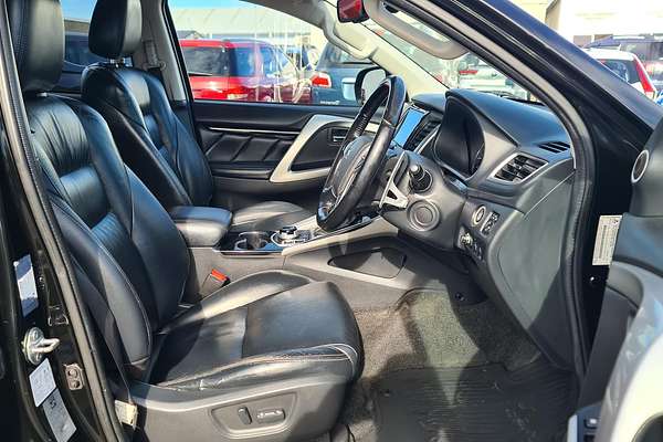 2016 Mitsubishi Pajero Sport Exceed QE