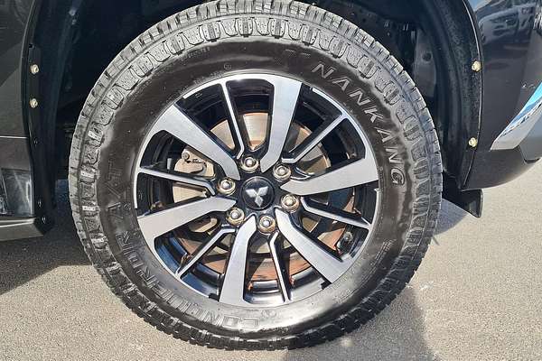 2016 Mitsubishi Pajero Sport Exceed QE