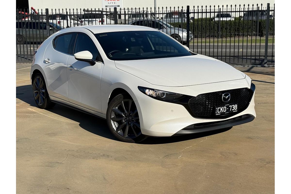 2023 Mazda 3 G20e Evolve M Hybrid BP Series