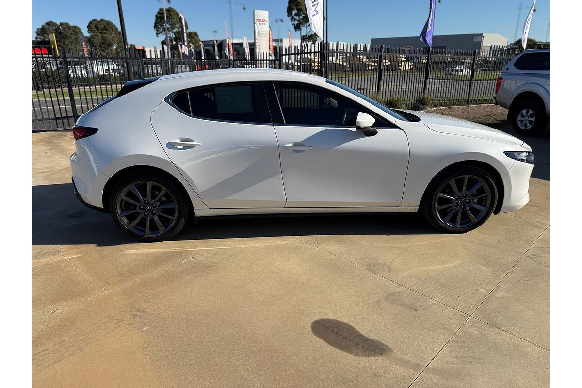 2023 Mazda 3 G20e Evolve M Hybrid BP Series
