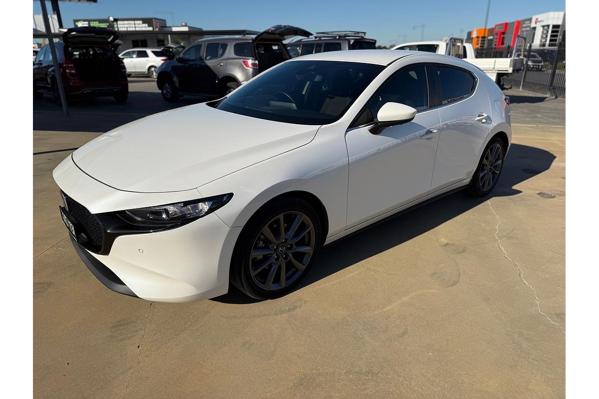 2023 Mazda 3 G20e Evolve M Hybrid BP Series