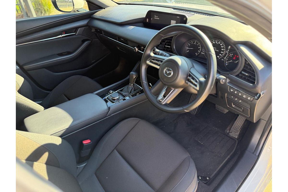 2023 Mazda 3 G20e Evolve M Hybrid BP Series