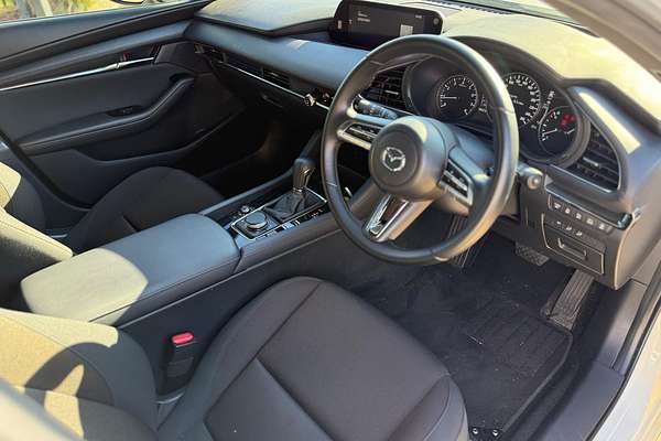 2023 Mazda 3 G20e Evolve M Hybrid BP Series