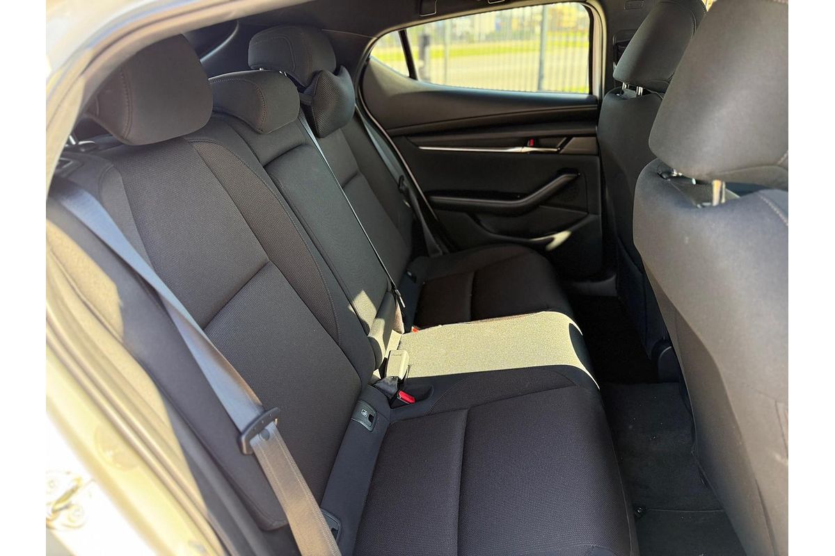 2023 Mazda 3 G20e Evolve M Hybrid BP Series