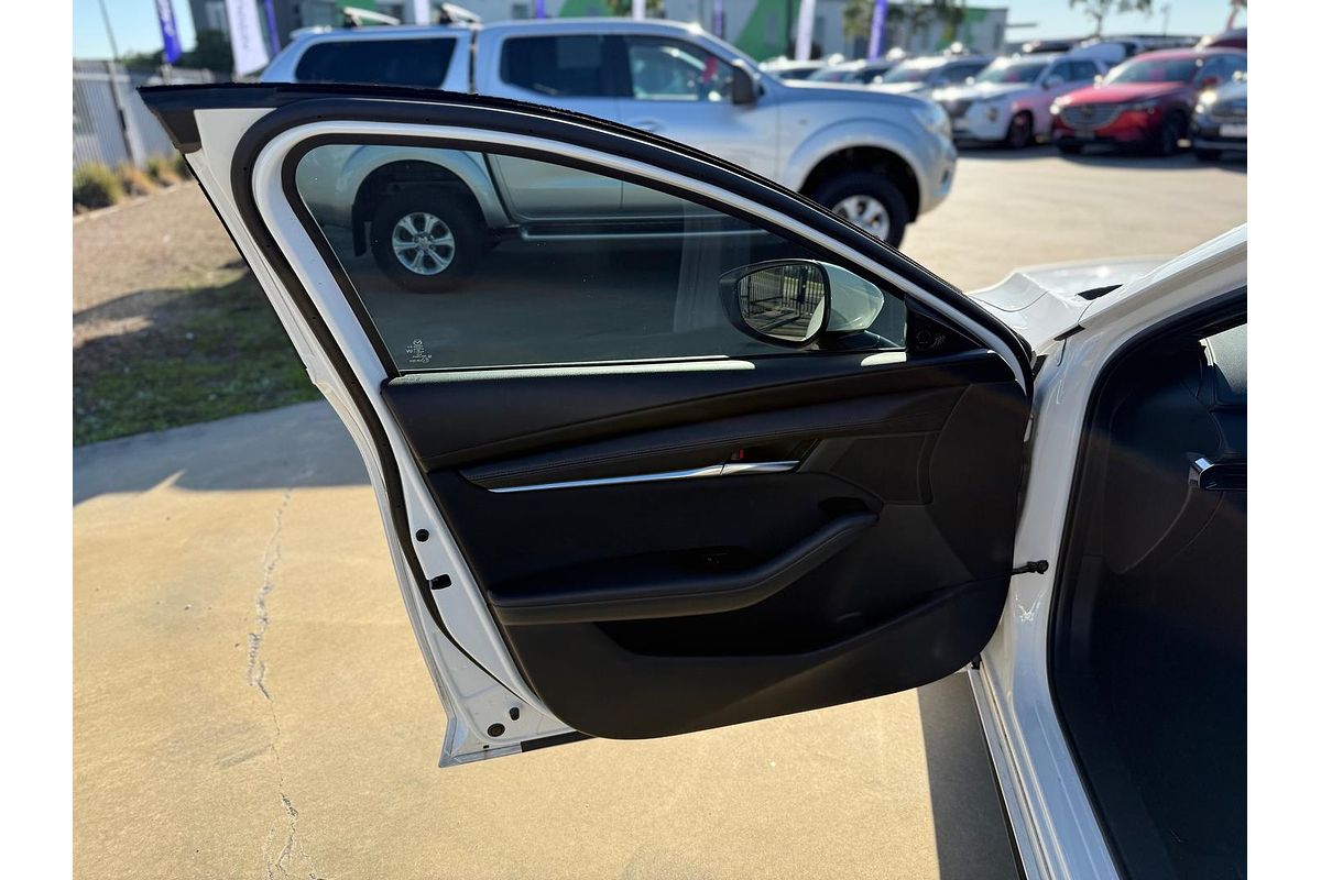 2023 Mazda 3 G20e Evolve M Hybrid BP Series