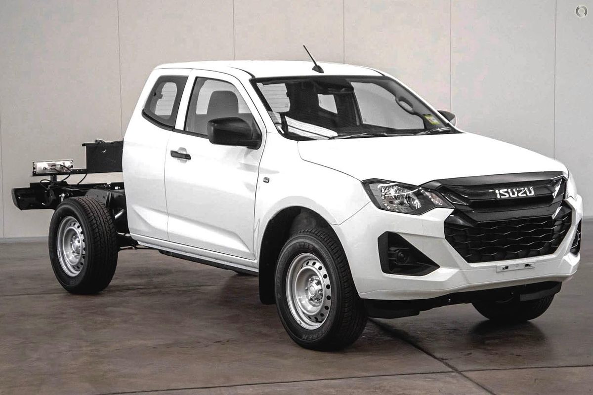 2025 Isuzu D-MAX SX 4X4