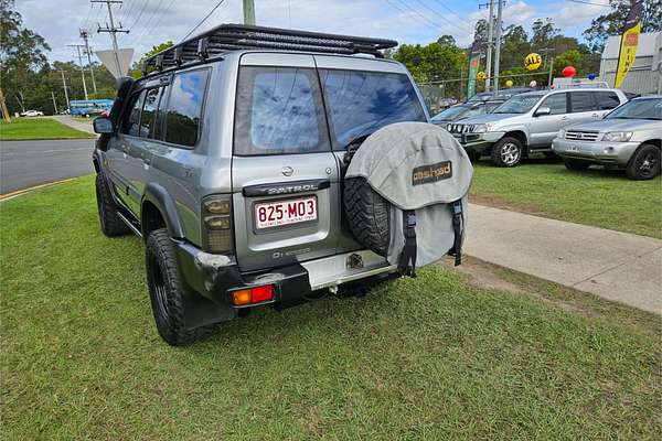 2004 Nissan Patrol ST GU III
