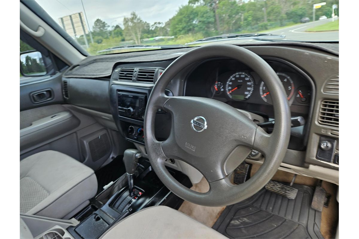 2004 Nissan Patrol ST GU III