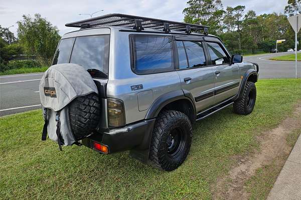2004 Nissan Patrol ST GU III
