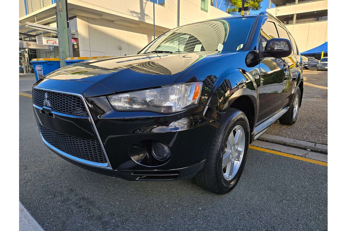 2012 Mitsubishi Outlander LS ZH