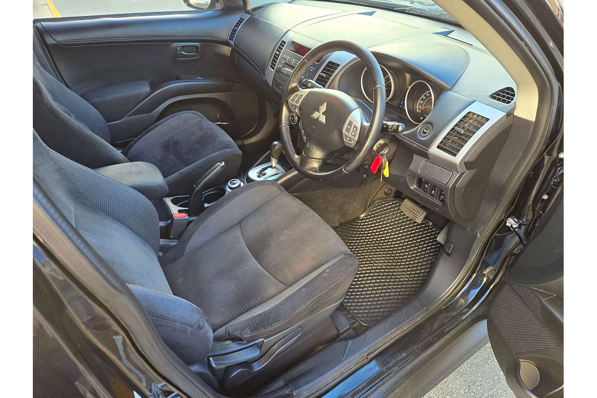 2012 Mitsubishi Outlander LS ZH