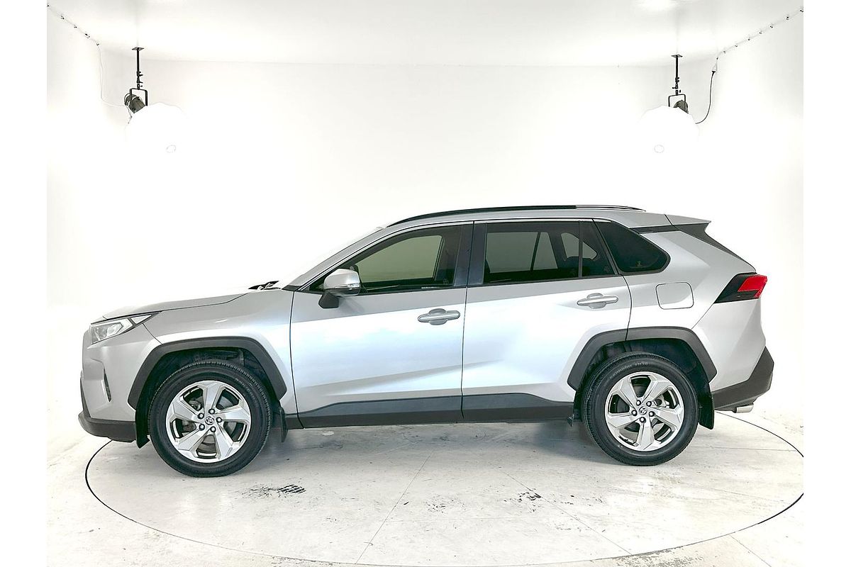 2020 Toyota RAV4 GXL MXAA52R