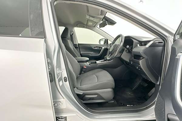 2020 Toyota RAV4 GXL MXAA52R