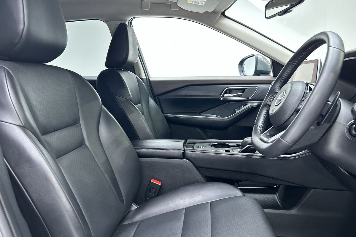 2023 Nissan X-TRAIL ST-L T33