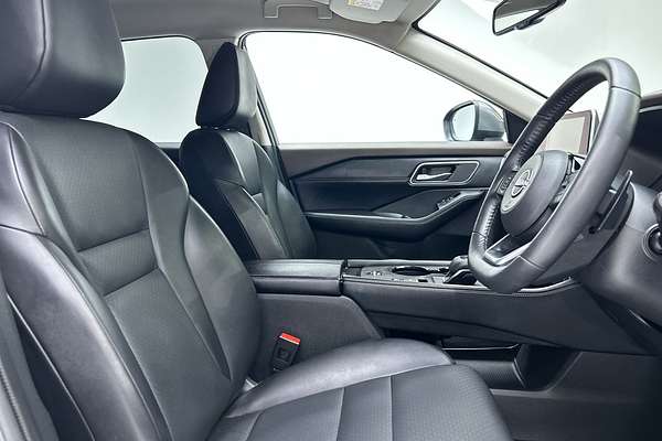 2023 Nissan X-TRAIL ST-L T33