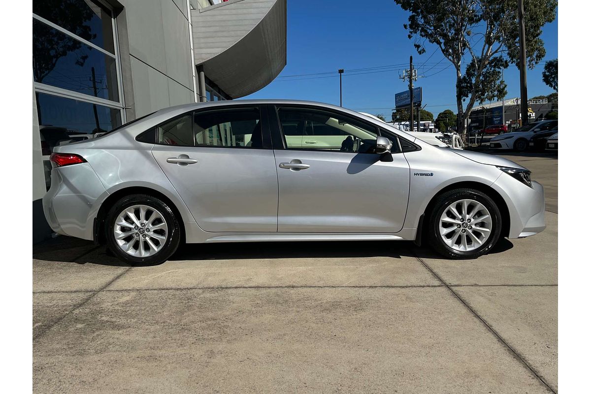 2022 Toyota Corolla Ascent Sport Hybrid ZWE211R