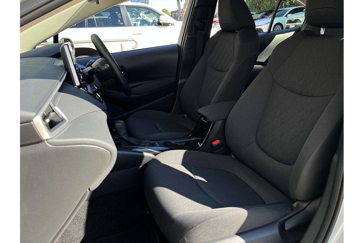 2022 Toyota Corolla Ascent Sport Hybrid ZWE211R