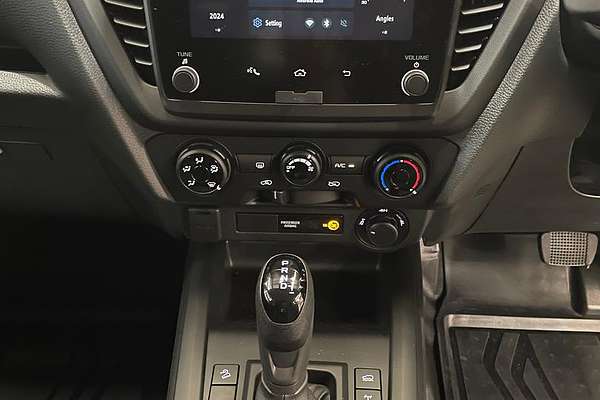 2025 Isuzu D-MAX SX 4X4