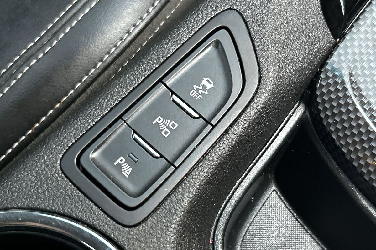 2015 Holden Commodore SV6 VF