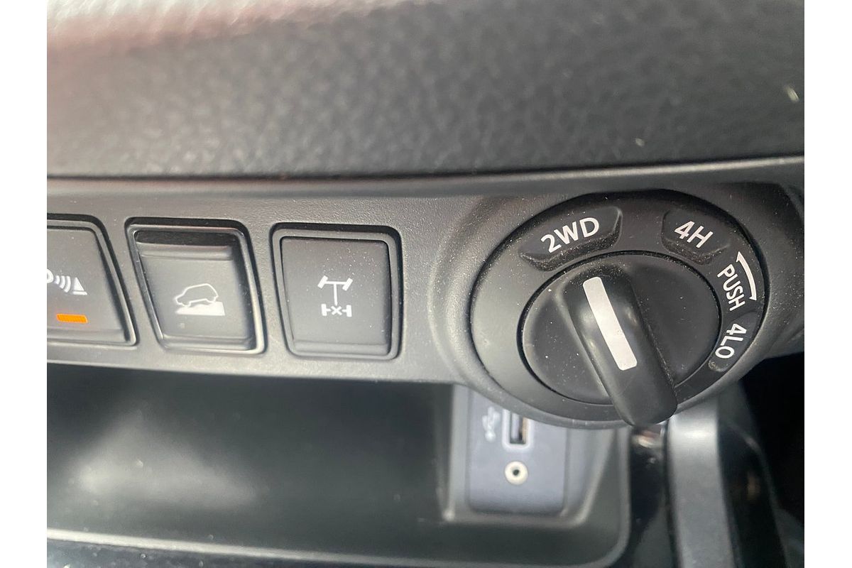 2021 Nissan Navara D23 MY21