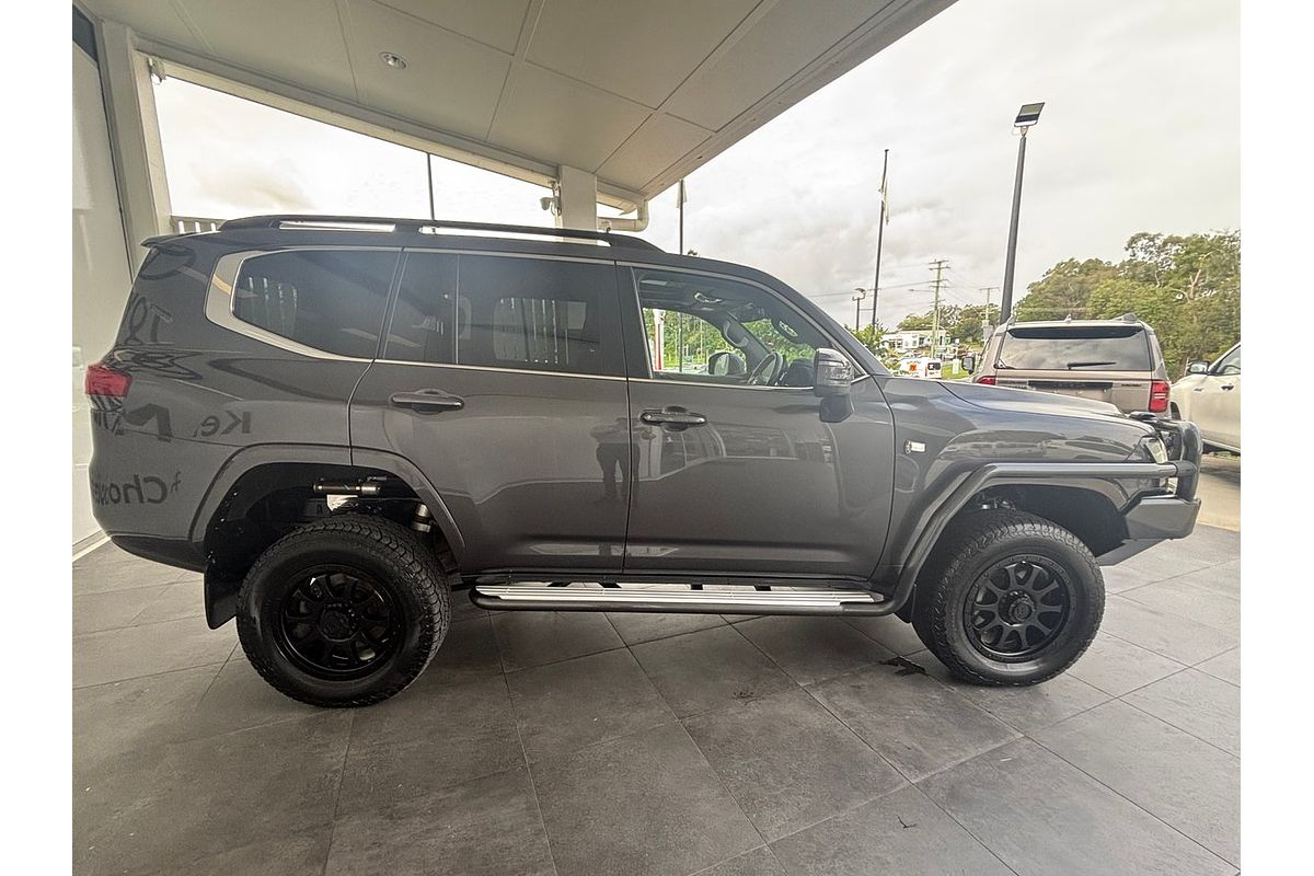2022 Toyota Landcruiser