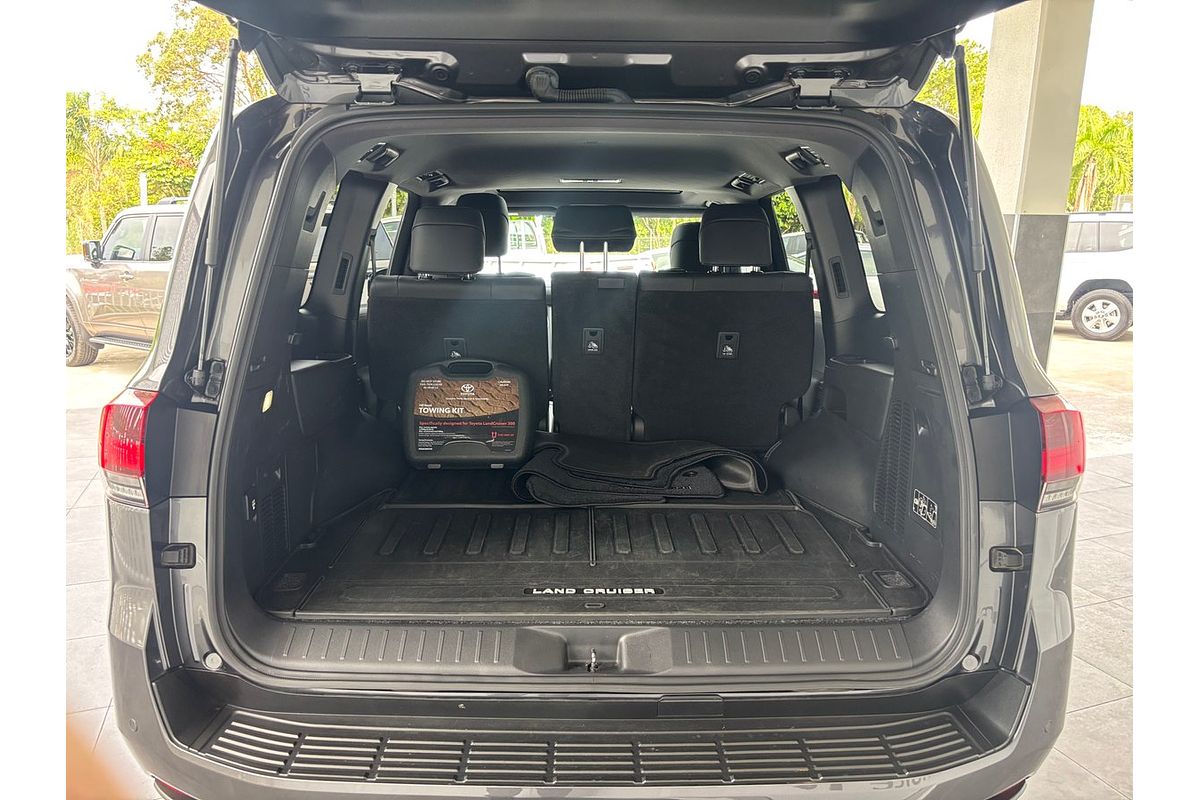2022 Toyota Landcruiser