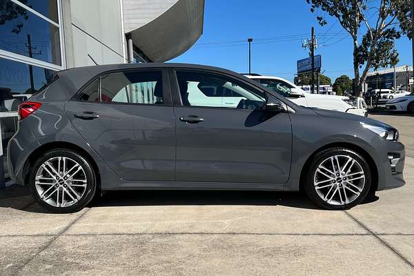 2022 Kia Rio Sport YB